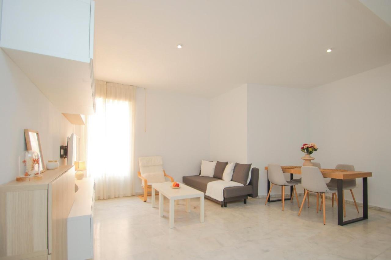 Modern Apt - Luxe Queen Bed - Walk To Isla Magica 세비야 외부 사진